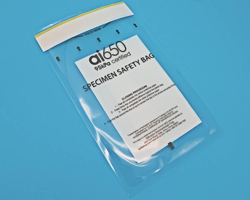 Caixa de envio de amostras dobráveis em cores com acabamento brilhante