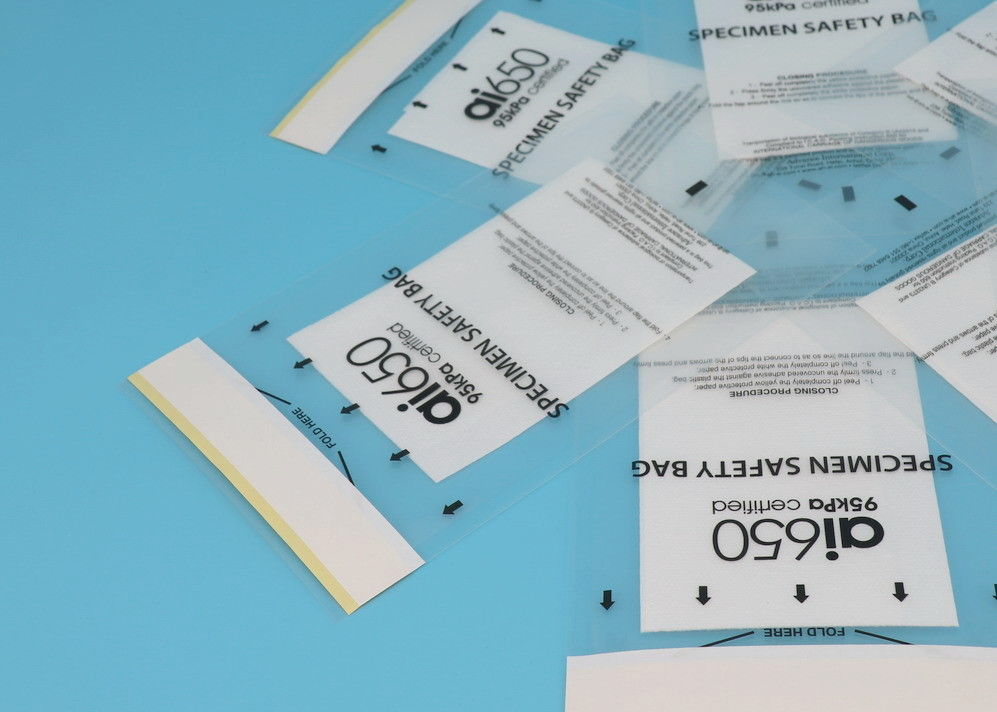 saco da pressão do kPa 95 com as almofadas absorventes para o transporte infeccioso diagnóstico do espécime